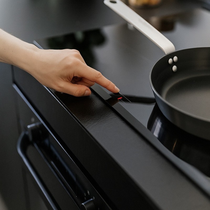 Buy your black vitroceramic cooking glass - Ultra resistant & design - Capska